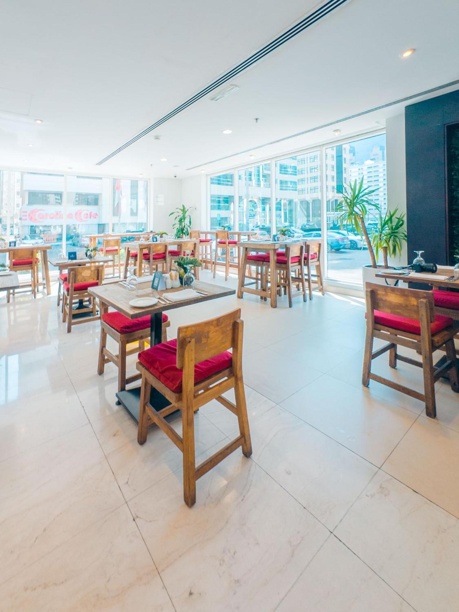 Hotel Kingsgate By Millennium 3*
