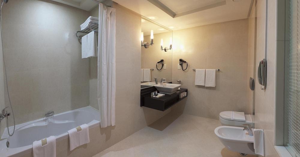 Kingsgate By Millennium Abu Dhabi